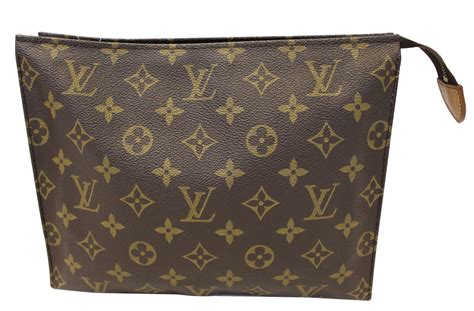 pochette lv toilette|louis vuitton poche monogram.